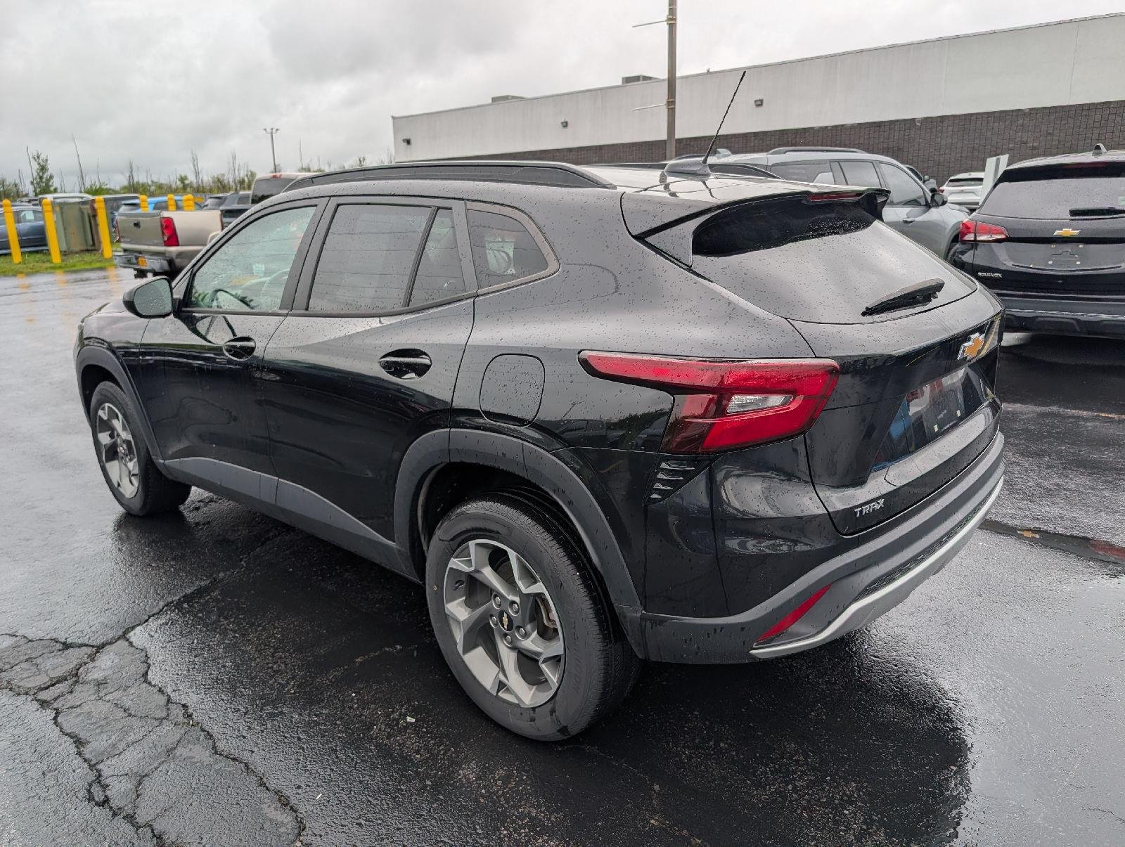 Used 2024 Mosaic Black Metallic Chevrolet LT image 6