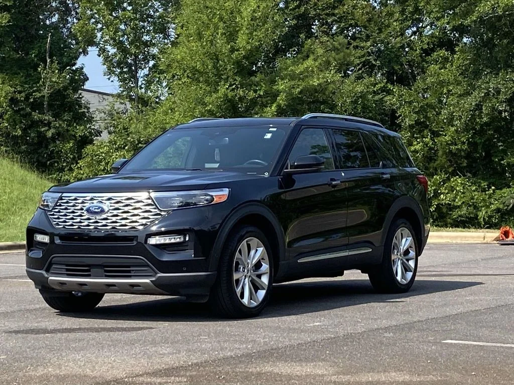Used 2023 Agate Black Metallic Ford Platinum image 7