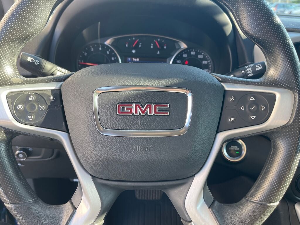 Certified Used 2023 Marine Metallic GMC SLE image 15
