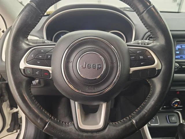 Used 2018 White Clearcoat Jeep Latitude image 28