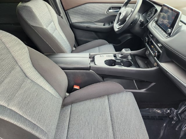 Used 2023 Gray Nissan SV image 19