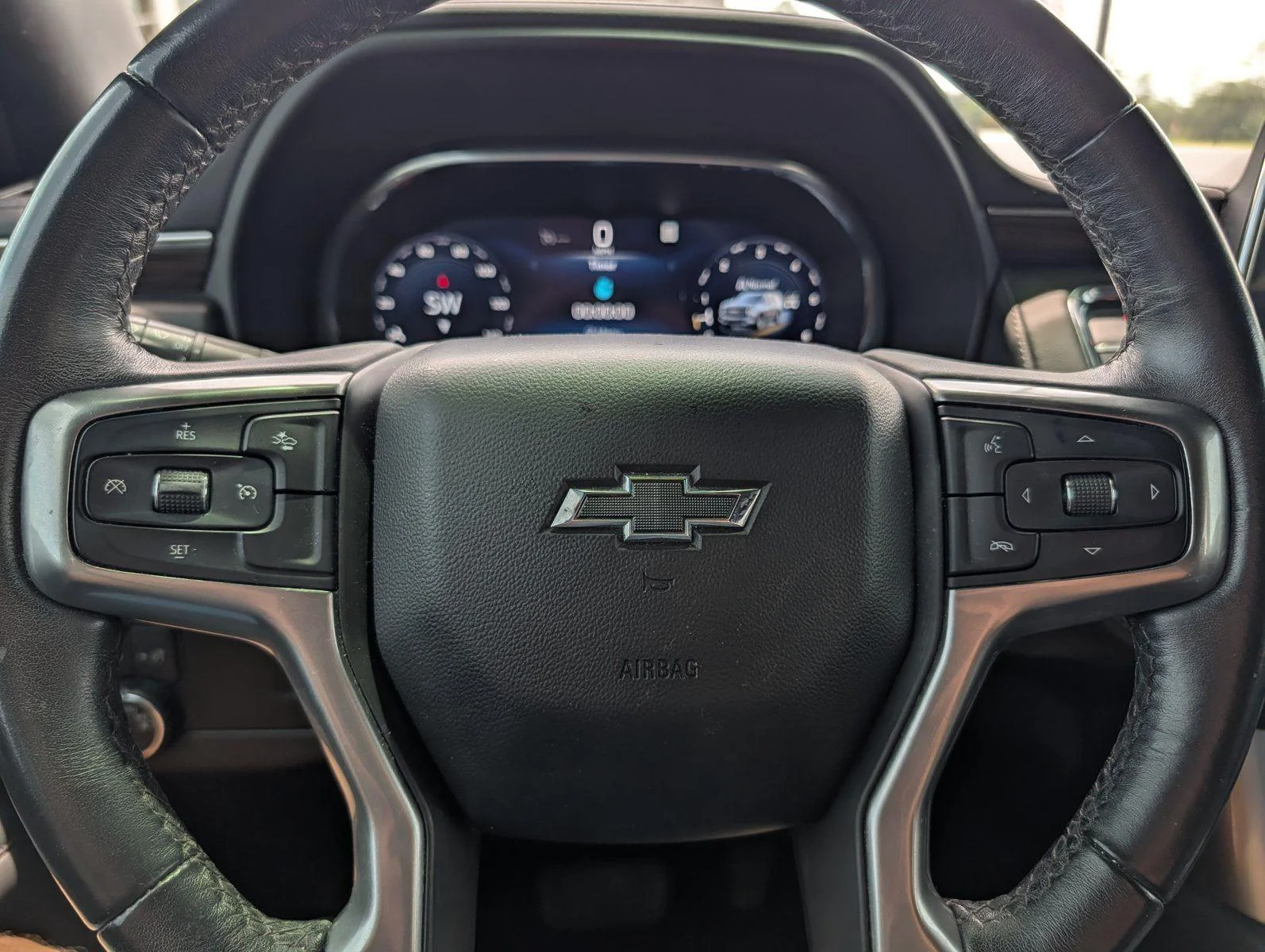 Used 2022 Empire Beige Metallic Chevrolet Z71 image 23