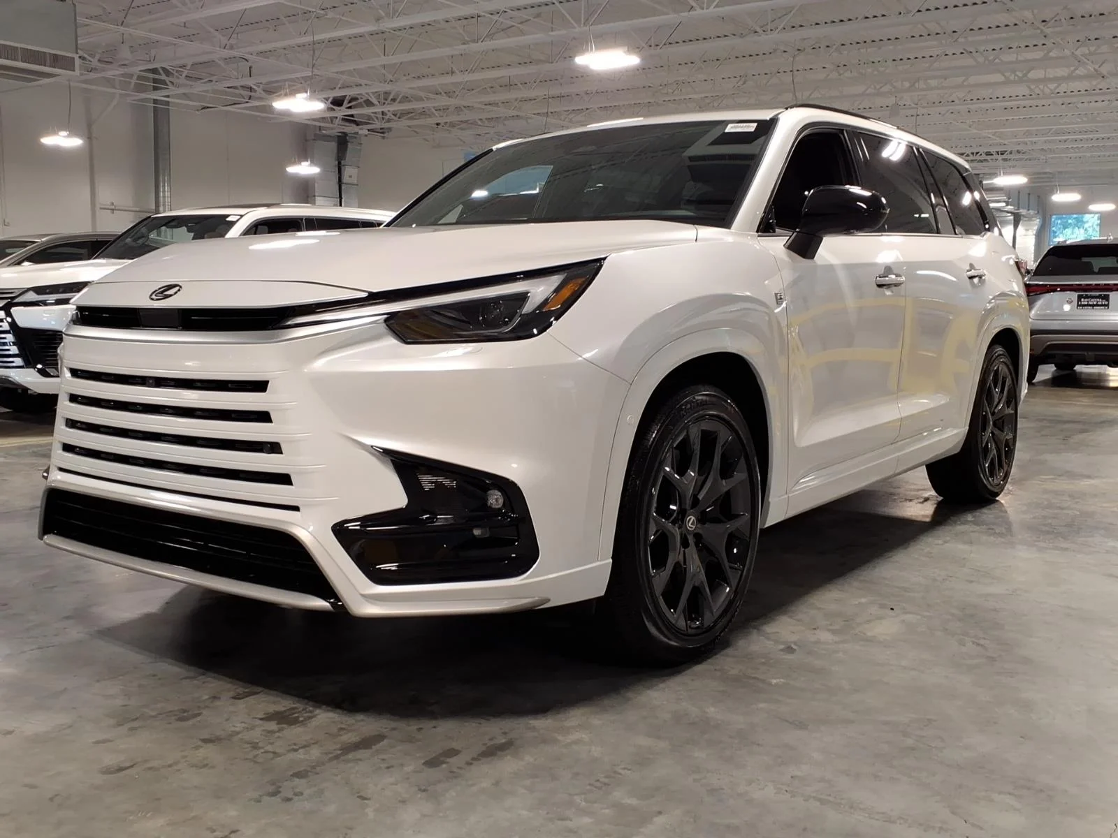 New 2026 Pear Lexus  image 3