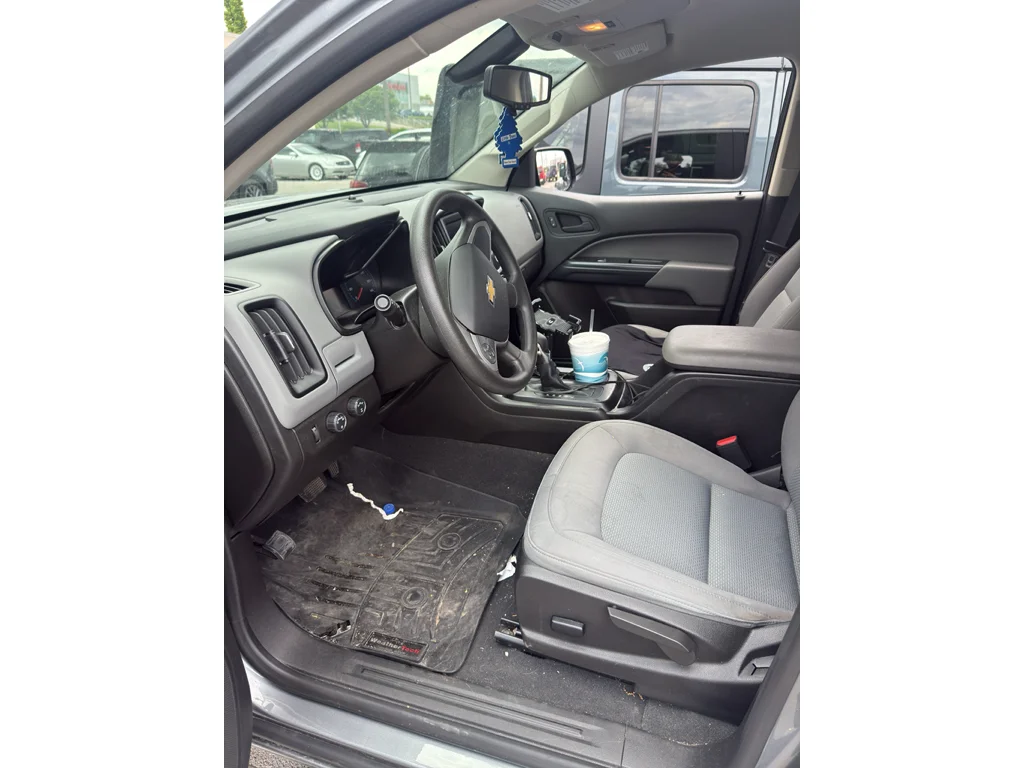 2022 Chevrolet Colorado 4WD Work Truck Crew Cab Short Box's photo
