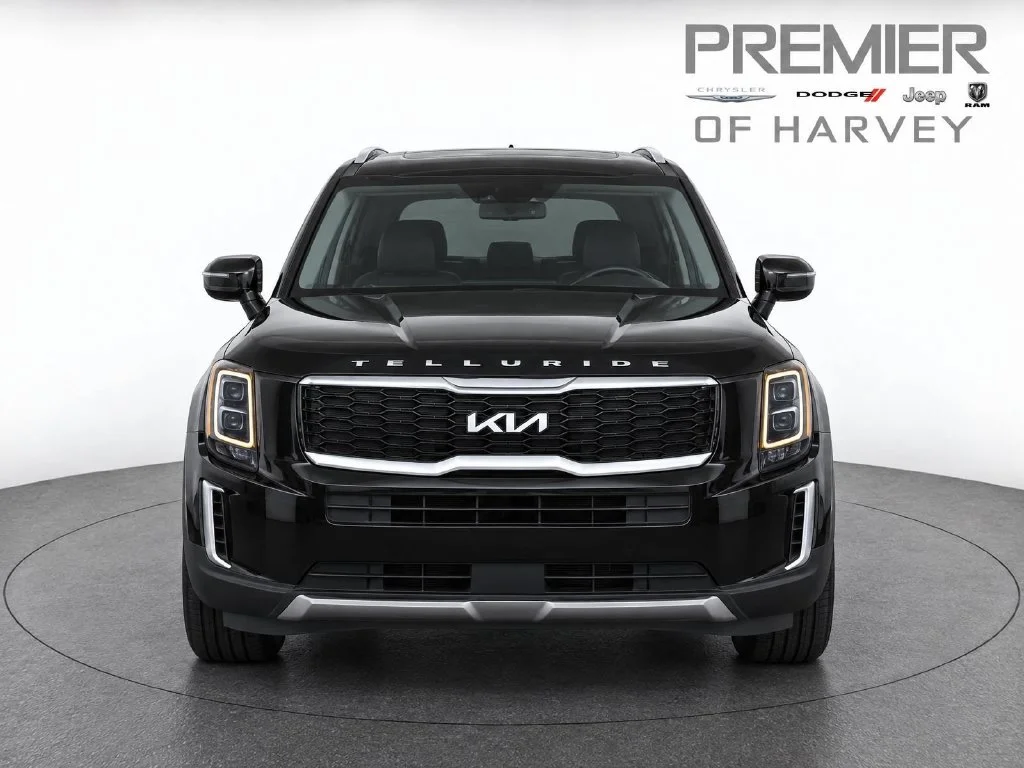 Used 2022 Black Kia EX image 5