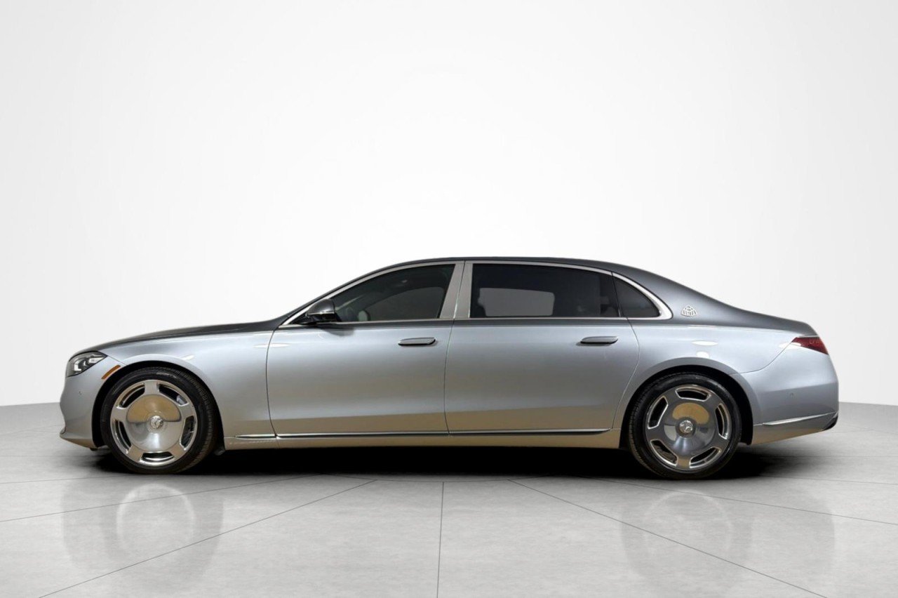 Certified Used 2024 Cirrus Silver Metallic Mercedes-Benz Maybach S 580 image 2
