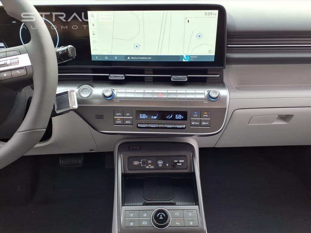 Used 2026 Ecotronic Gray Pearl Hyundai Limited image 9