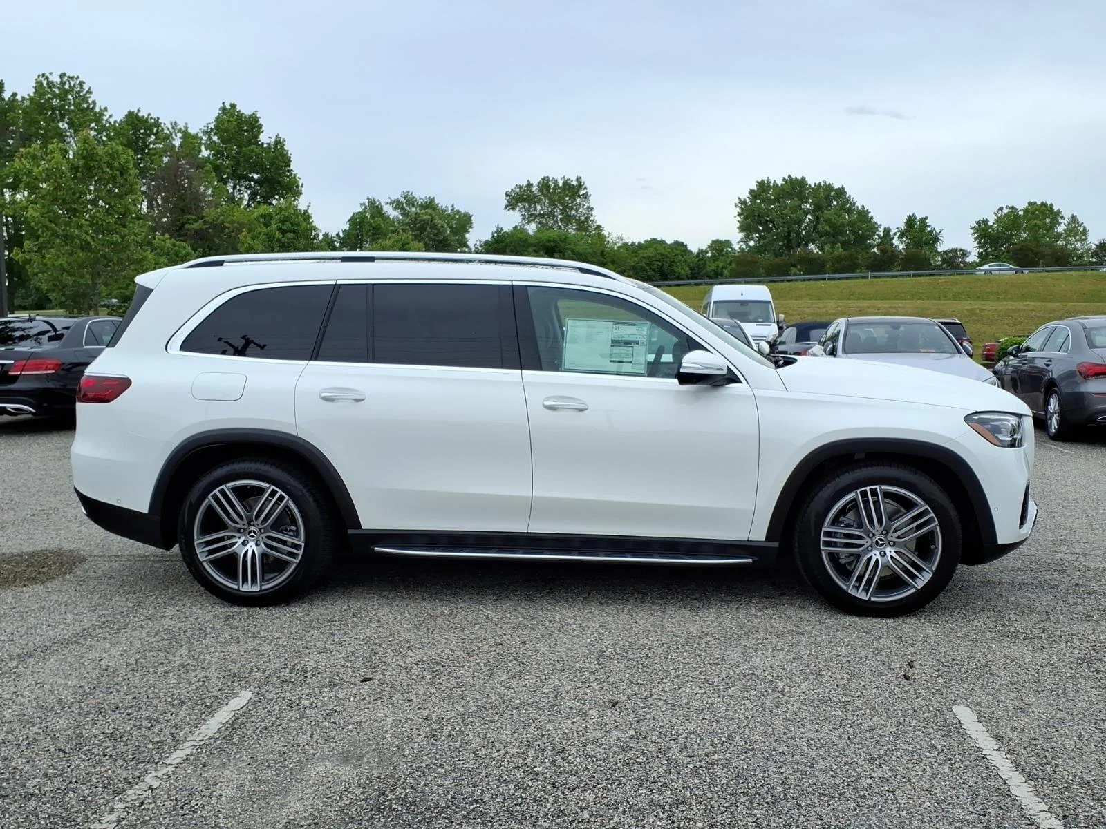 New 2026 WHITE Mercedes-Benz GLS 450 image 5