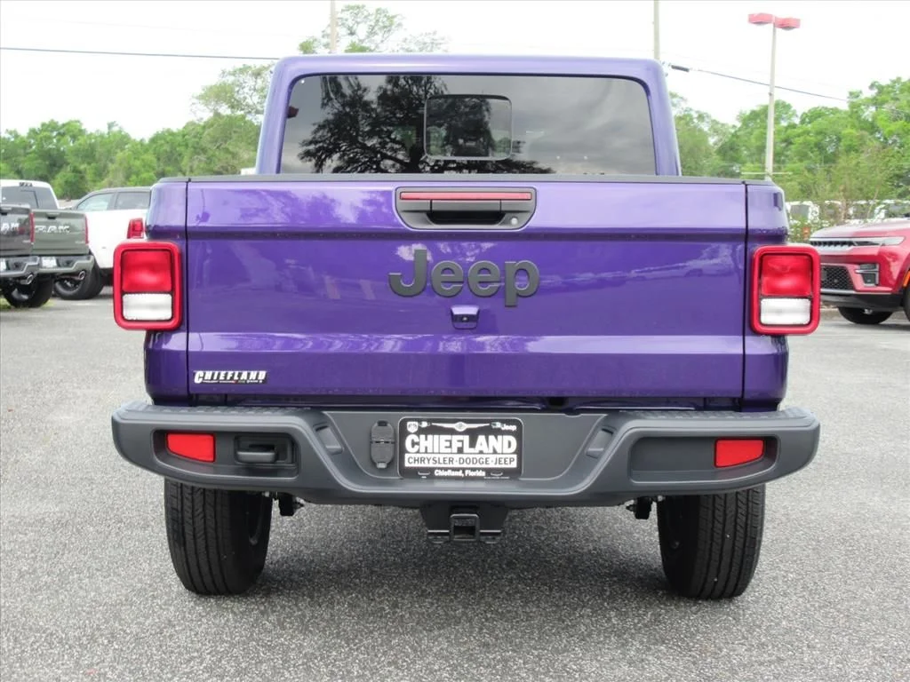 New 2026 Reign Exterior Paint Jeep Sport S image 6