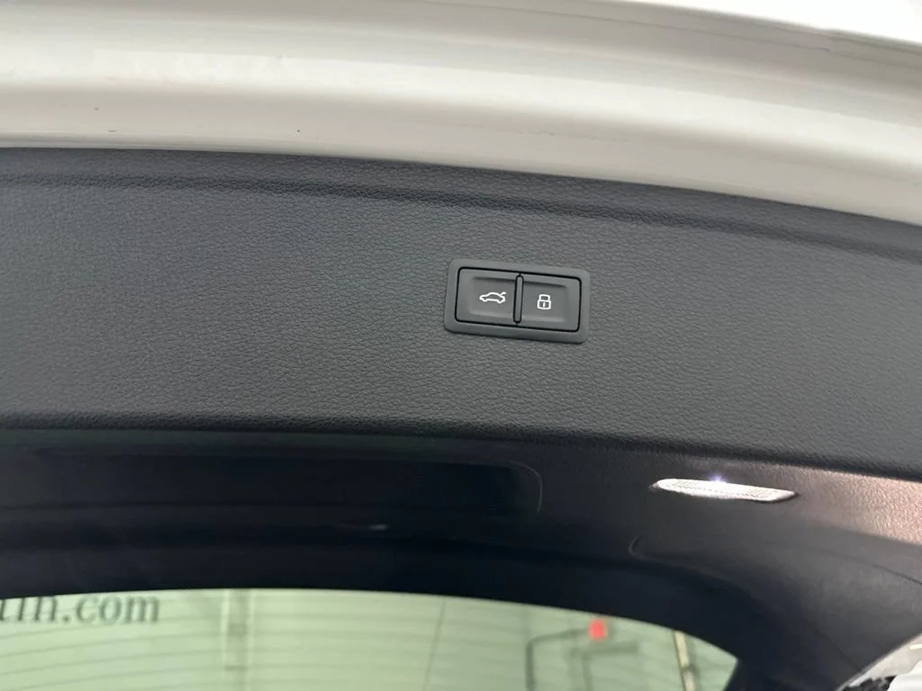 Used 2020 White Audi 45 Premium Plus image 29
