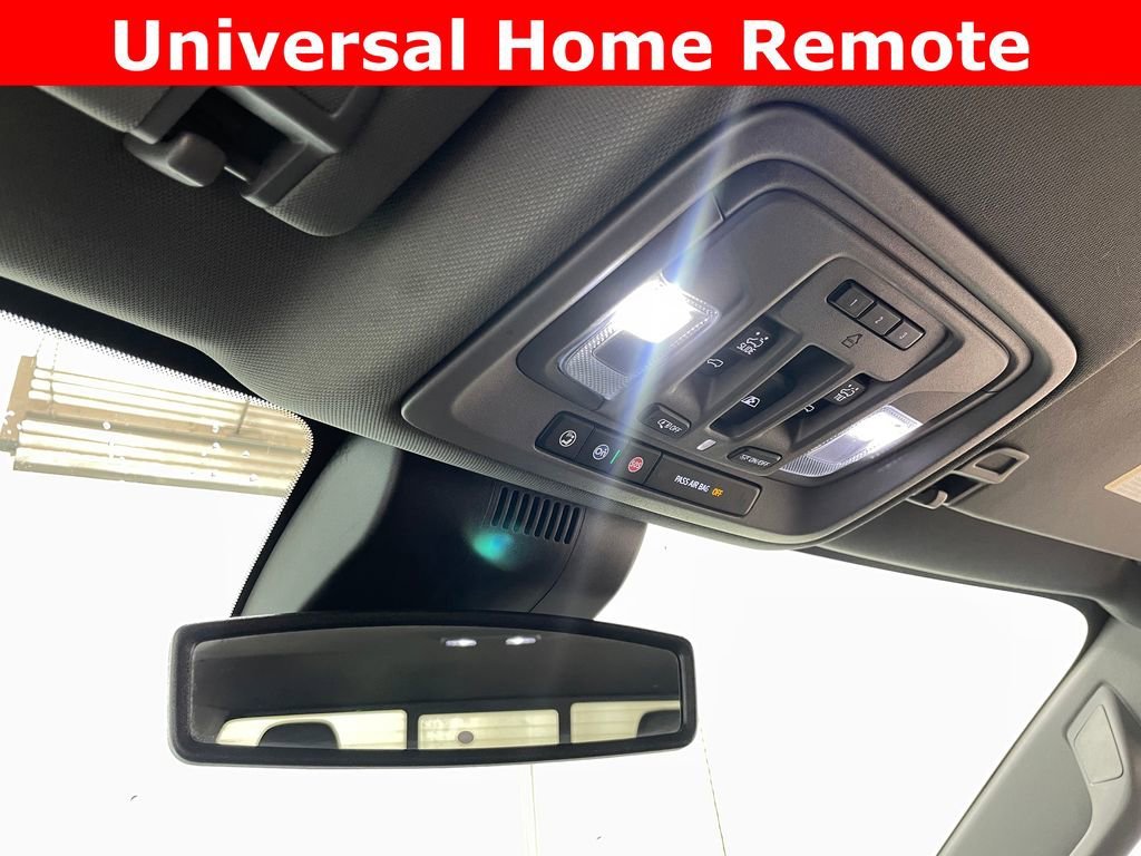 Used 2022 Onyx Black GMC Denali image 36