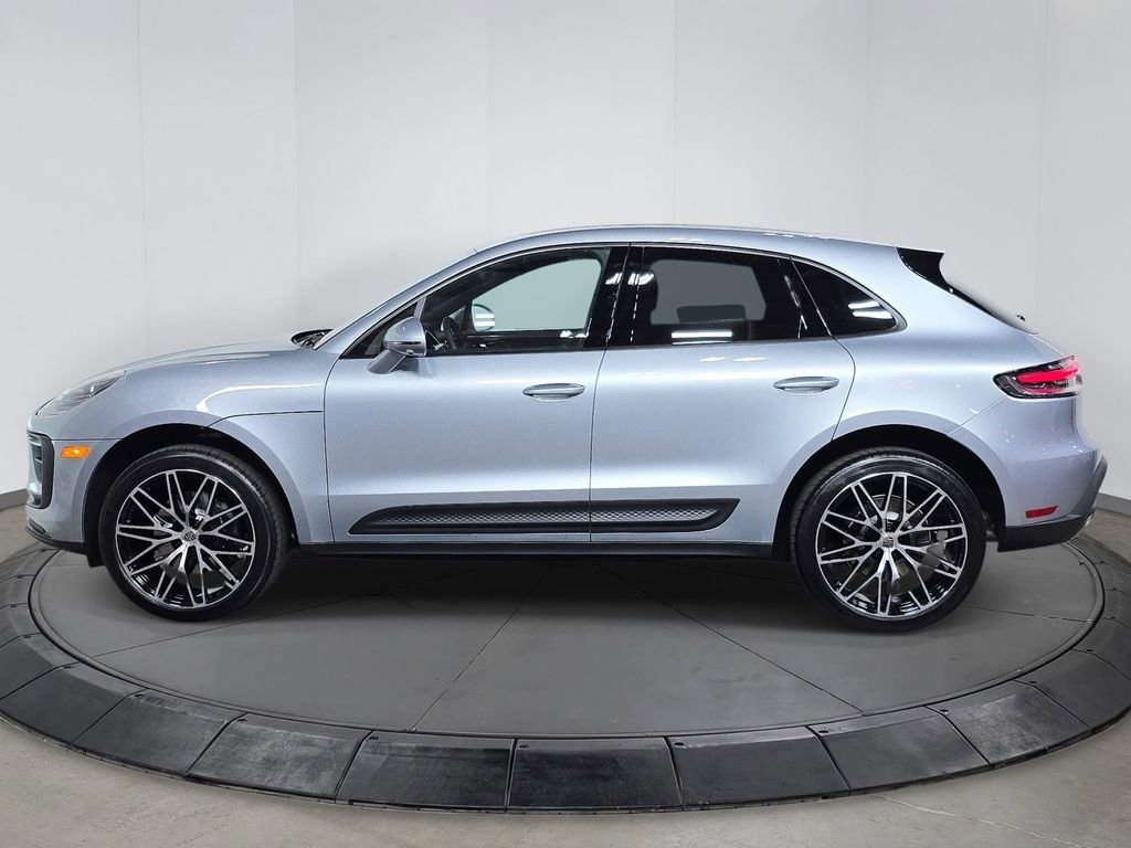 New 2026 Dolomite Silver Metallic Porsche  image 2