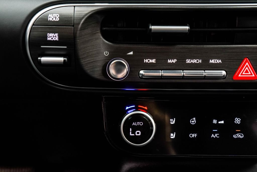 Used 2026 Black Hyundai Calligraphy image 31