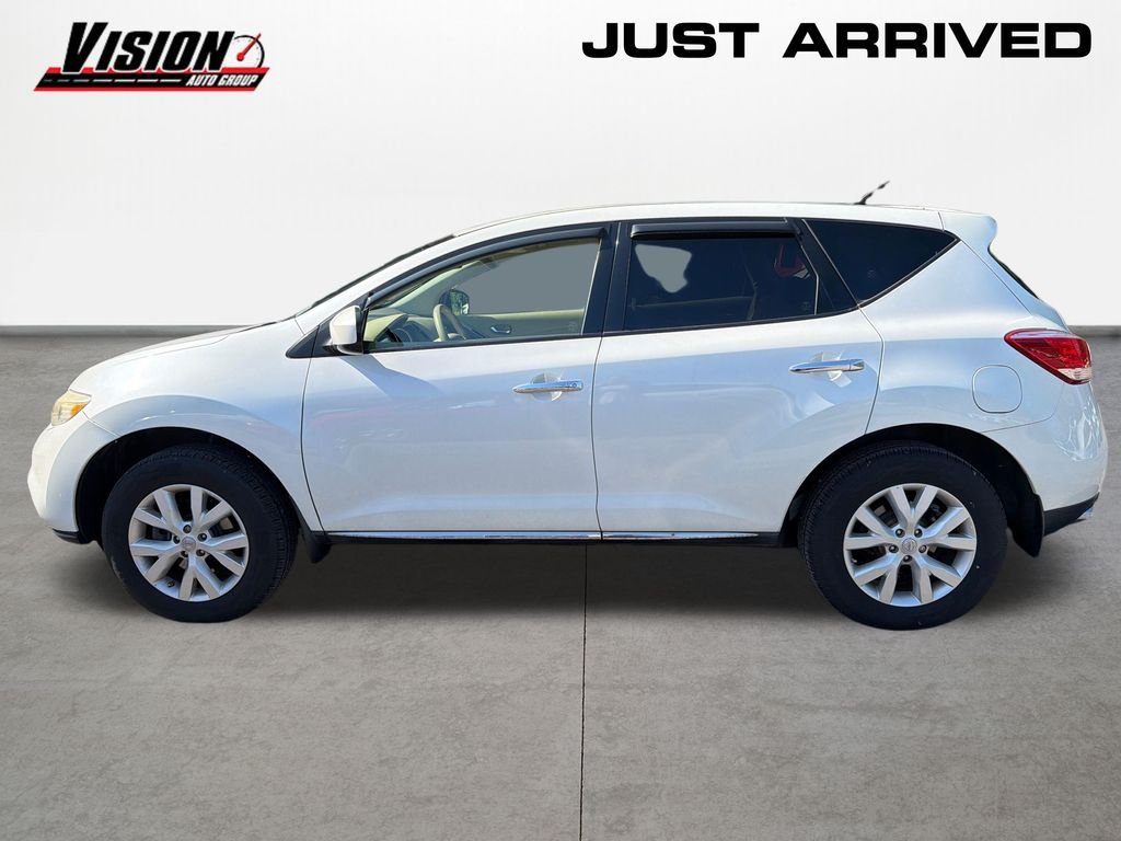 Used 2013 White Nissan S image 8