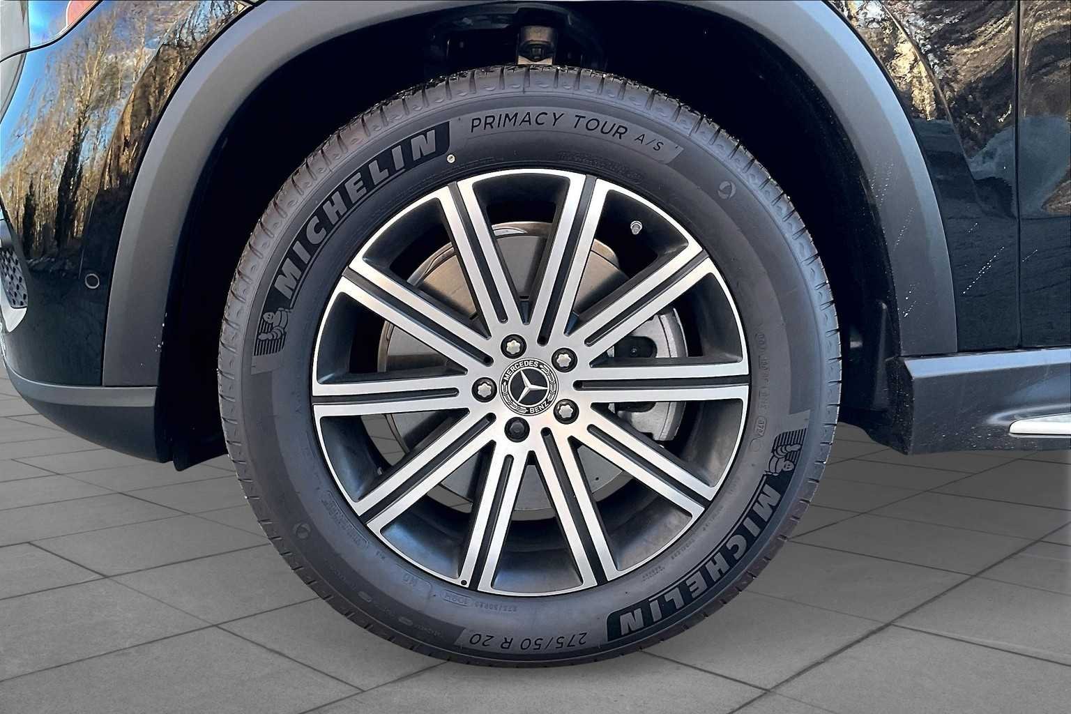 2025 Mercedes-Benz GLE GLE450 - Photo 16