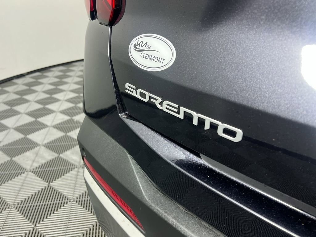2026 Kia Sorento EX - Photo 4