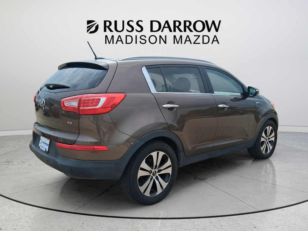 Used 2013 Beige Kia EX image 5
