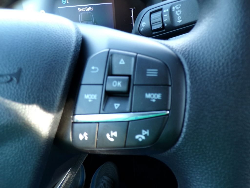 New 2026 Space White Metallic Ford XLT image 16
