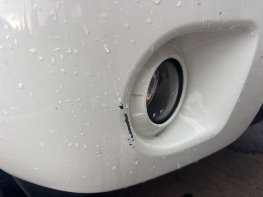 Used 2016 White Nissan PRO-4X image 3