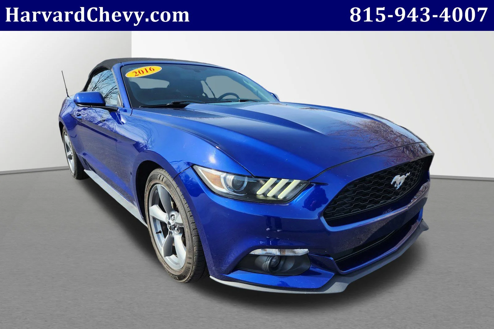 2016 Ford Mustang V6 Convertible's photo