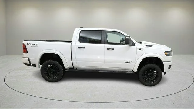 New 2026 Bright White Clear-Coat Exterior Paint RAM Big Horn/Lone Star image 11