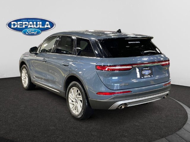 Used 2023 Blue Metallic Lincoln Standard image 4