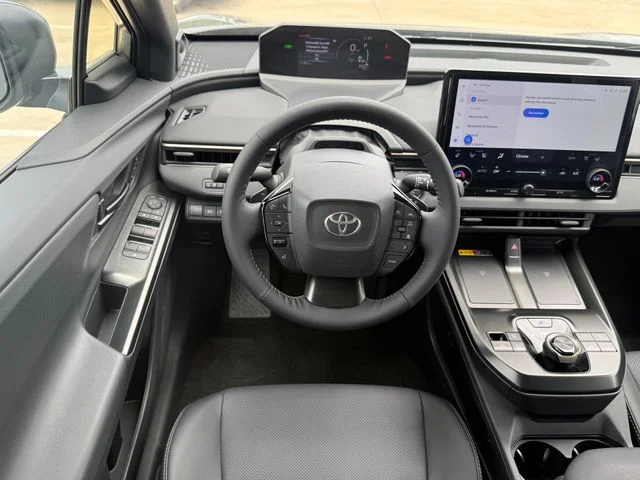 Certified Used 2026  Toyota Limited image 23