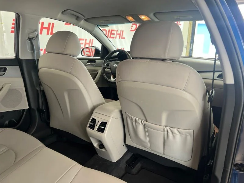 Used 2018 Blue Hyundai SEL+ image 11