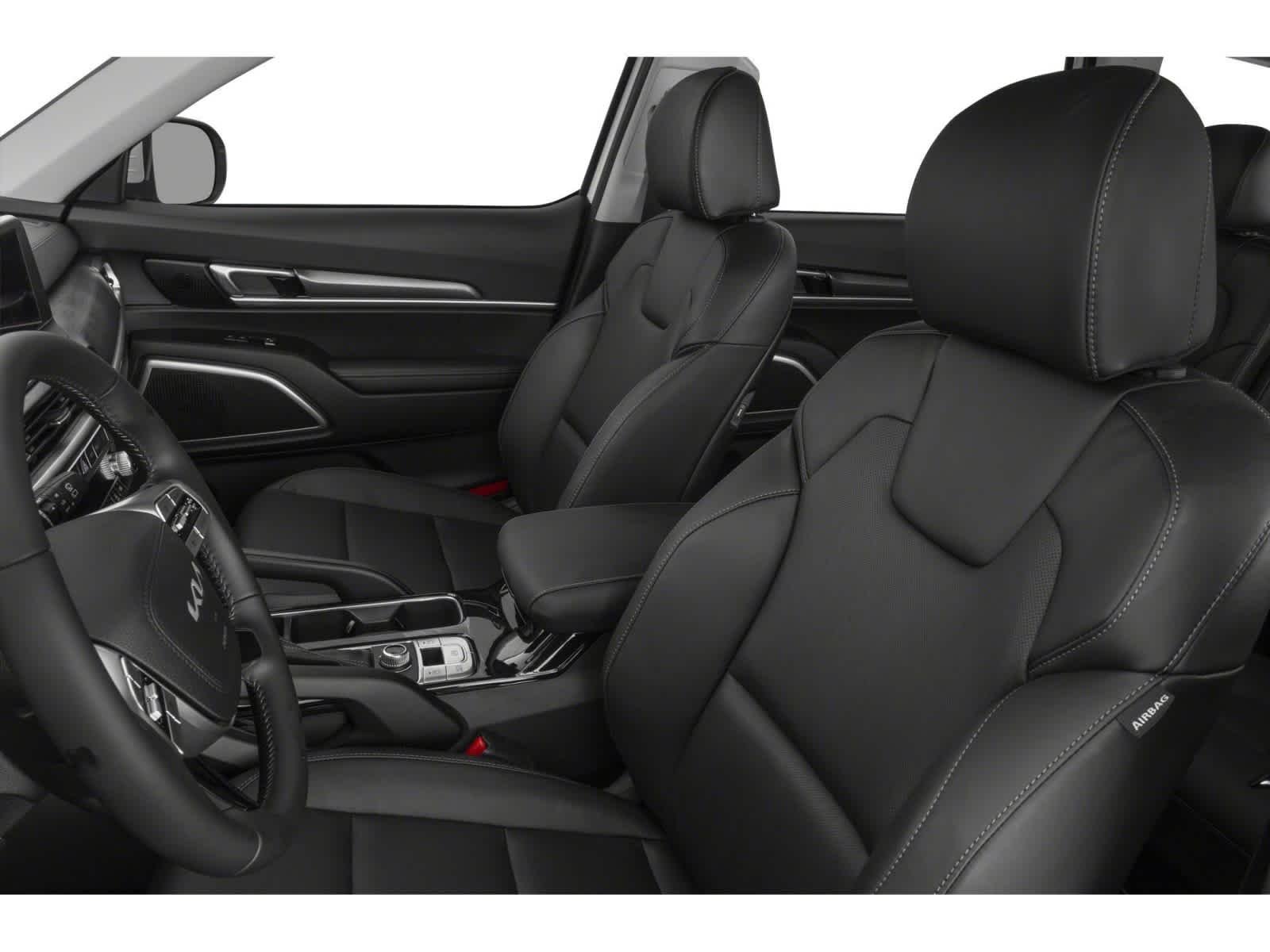 Used 2022 Dark Moss Kia S image 6