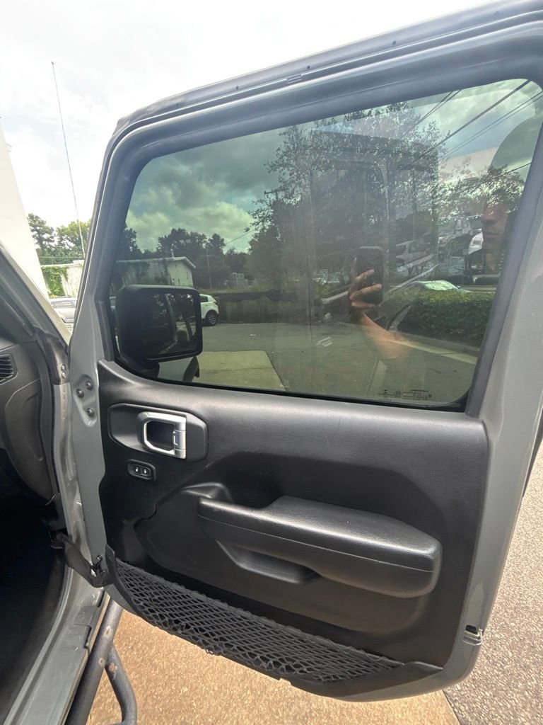 Used 2022 Gray Jeep Unlimited Willys image 23
