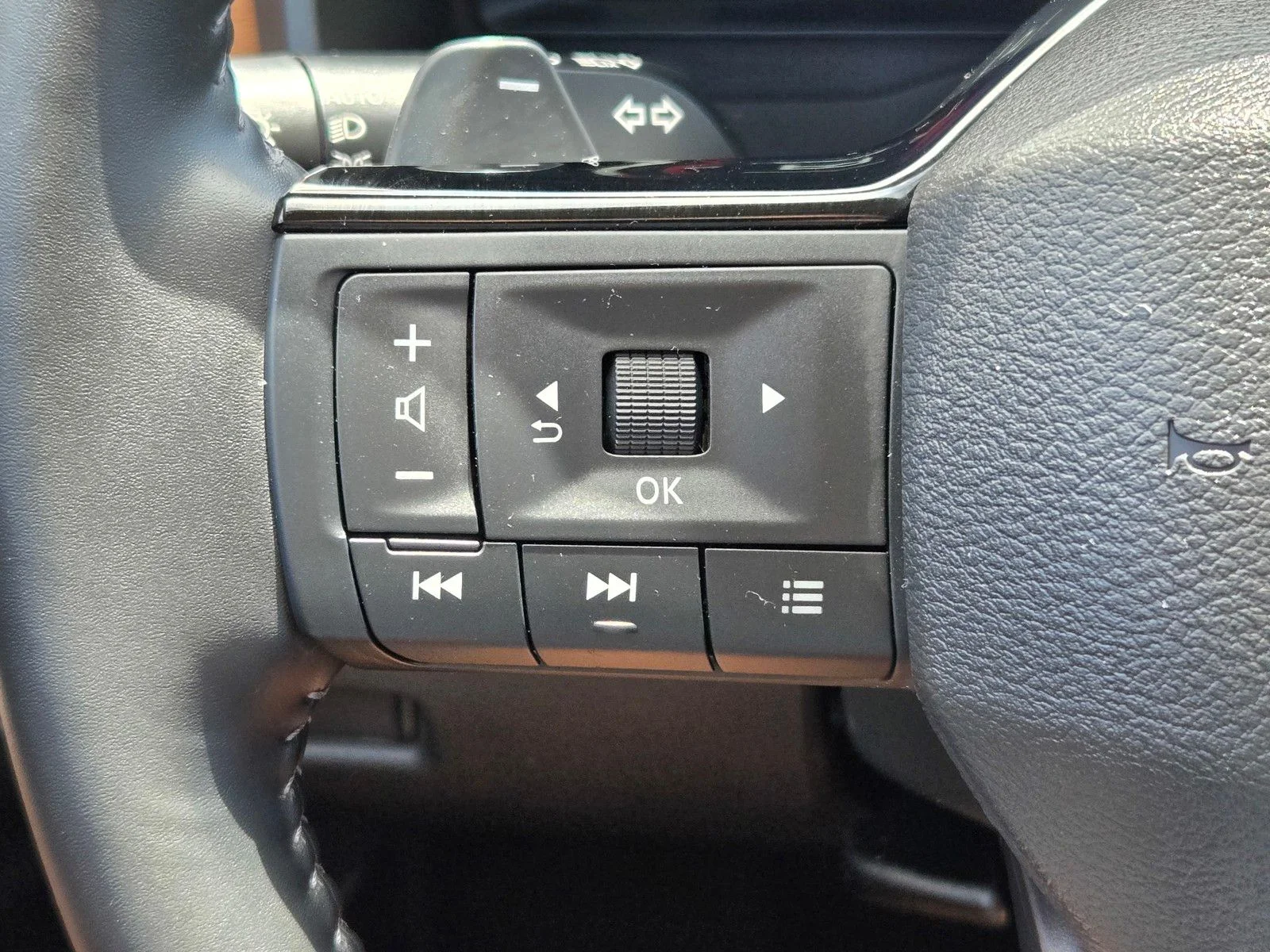 Used 2026 Gun Metallic Nissan Platinum image 28