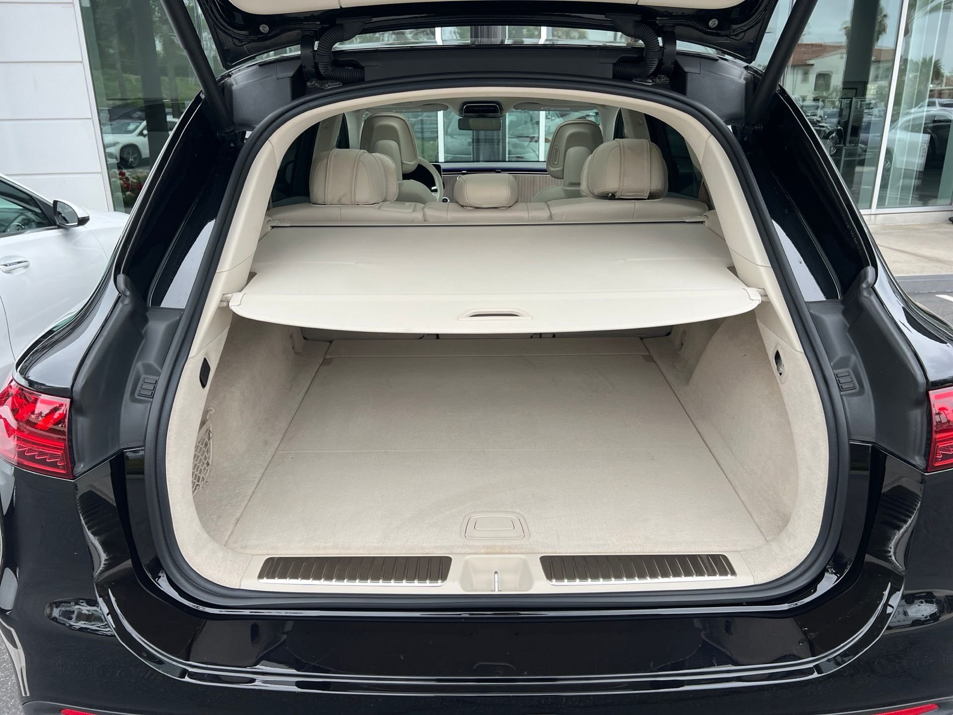Certified Used 2023 Black Mercedes-Benz 450 image 5