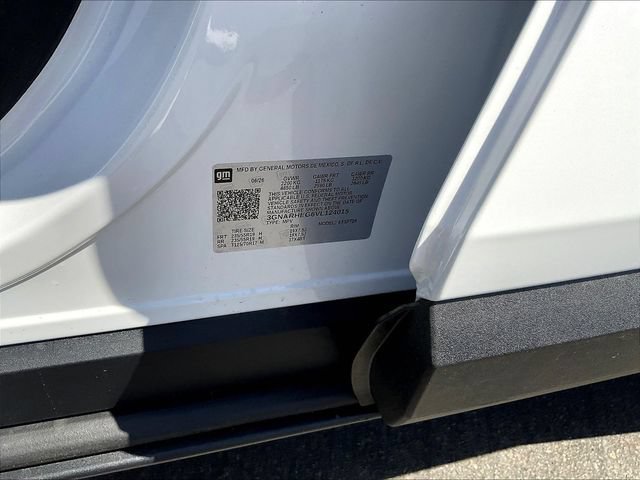 2027 Chevrolet Equinox LT - Photo 10