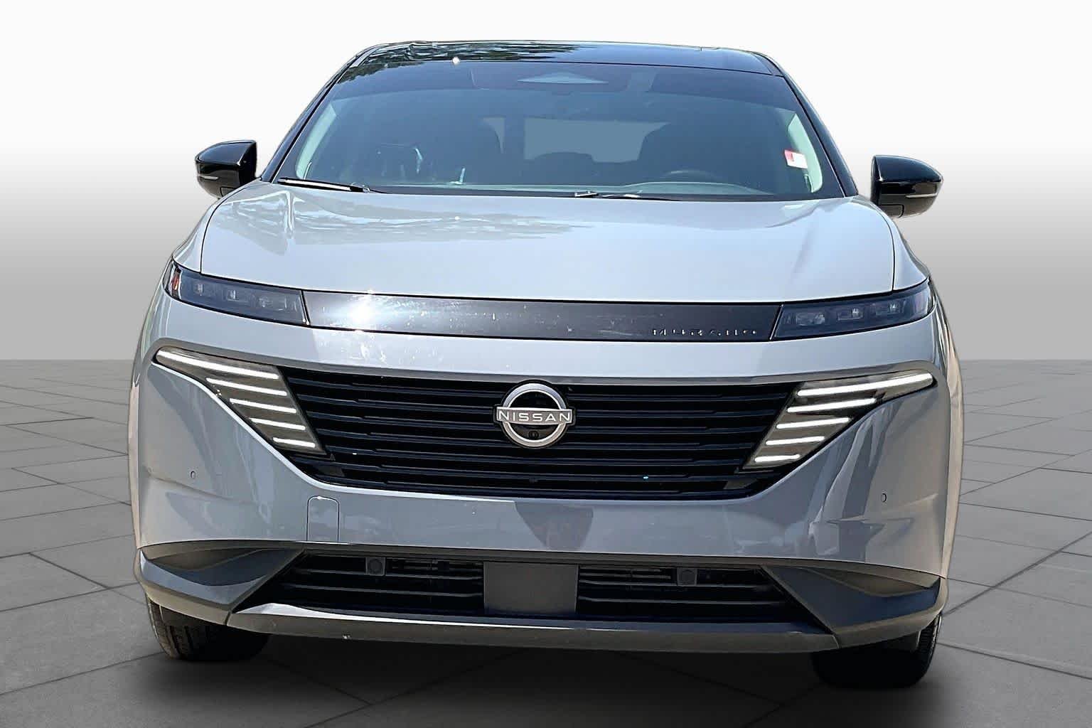 Used 2025 Boulder Gray Pearl/Super Black Nissan SL image 4