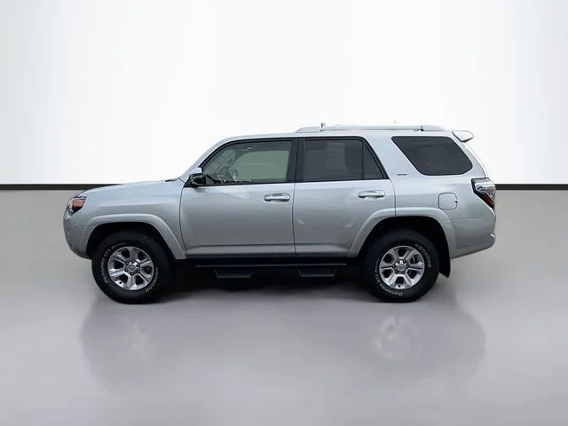 Used 2017 Silver Toyota SR5 Premium image 4