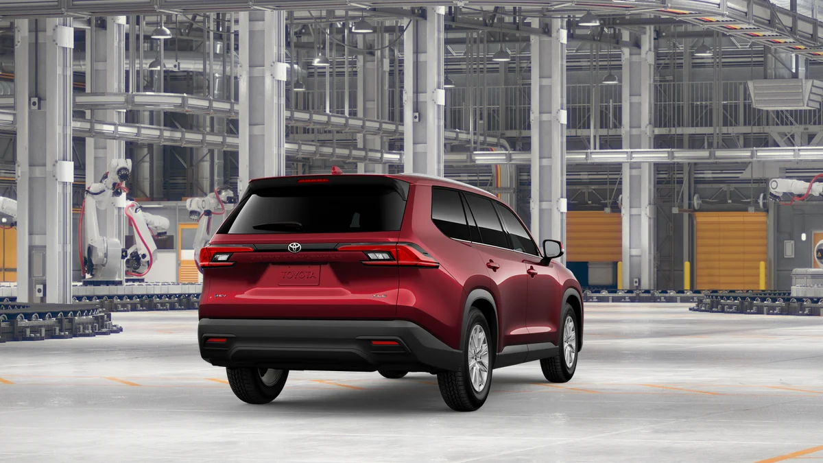 New 2026 Ruby Flare Pearl Toyota Hybrid XLE image 9