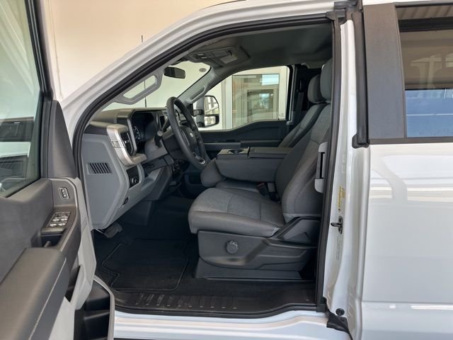2026 Ford F-350 Super Duty XL - Photo 17