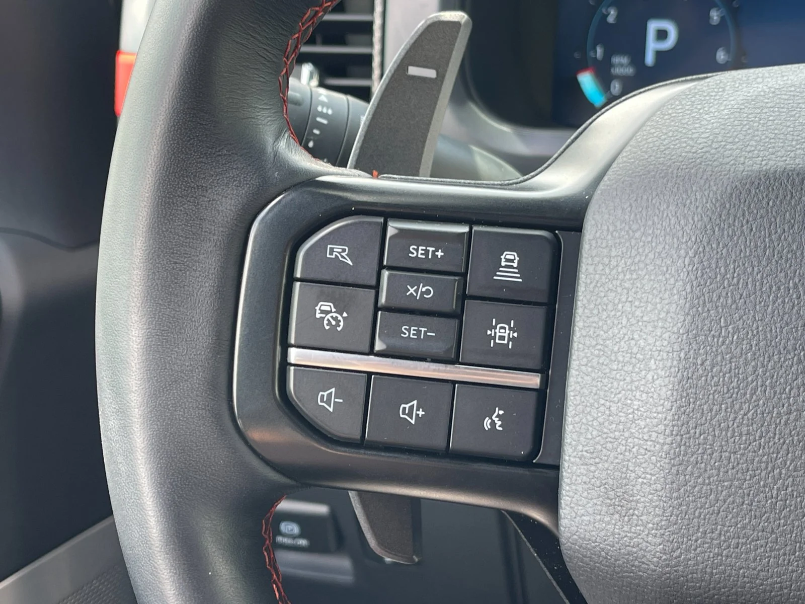 Used 2024 White Ford Raptor image 27