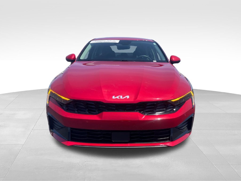 Used 2025 Red Kia LXS image 8