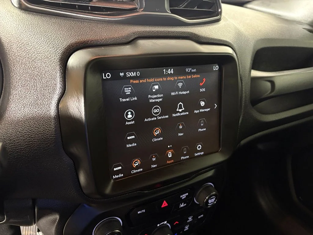 Used 2022 Gray Jeep Altitude image 25