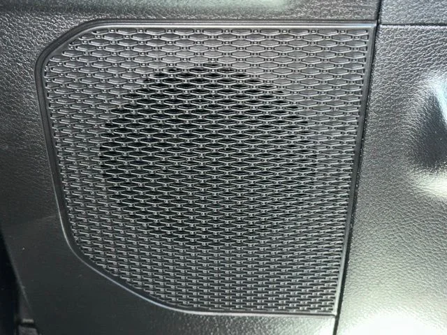 2025 Jeep Wrangler 4-Door Sahara - Photo 18