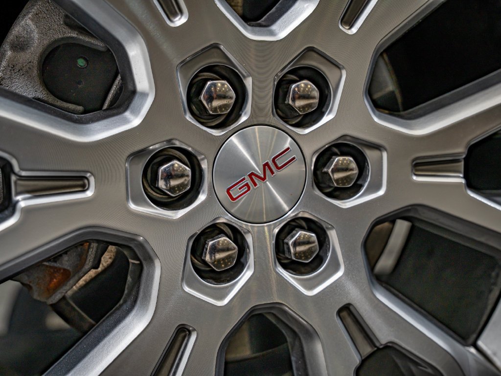 Used 2024 Downpour Metallic GMC Denali image 11