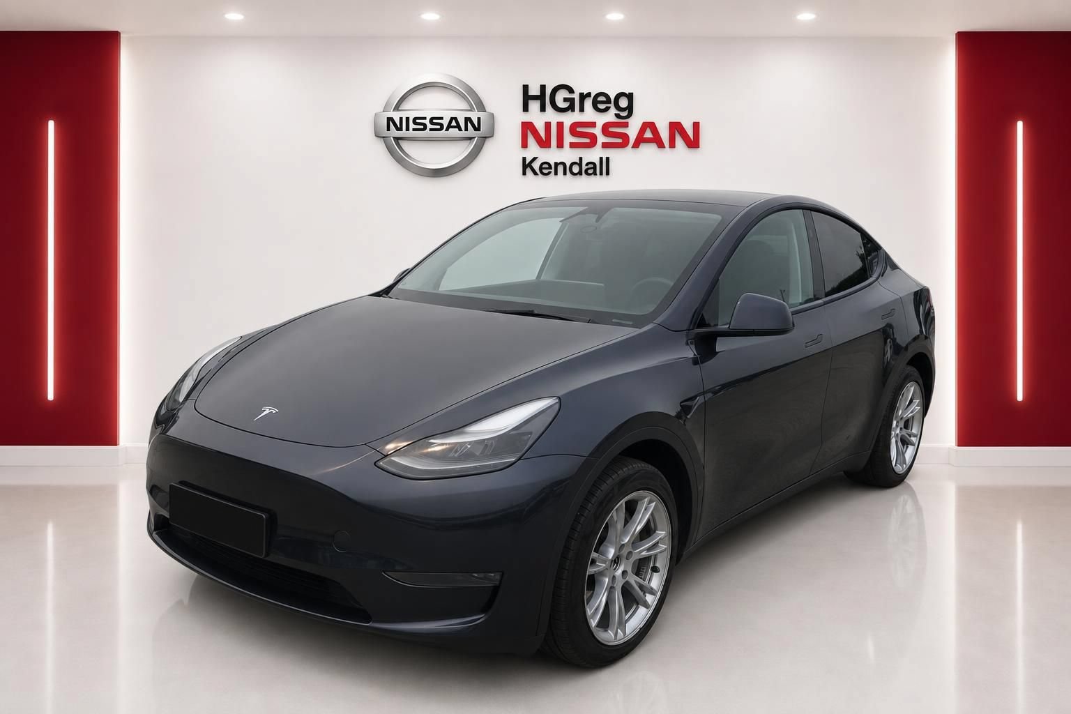 Used 2024 Black Tesla Long Range image 3