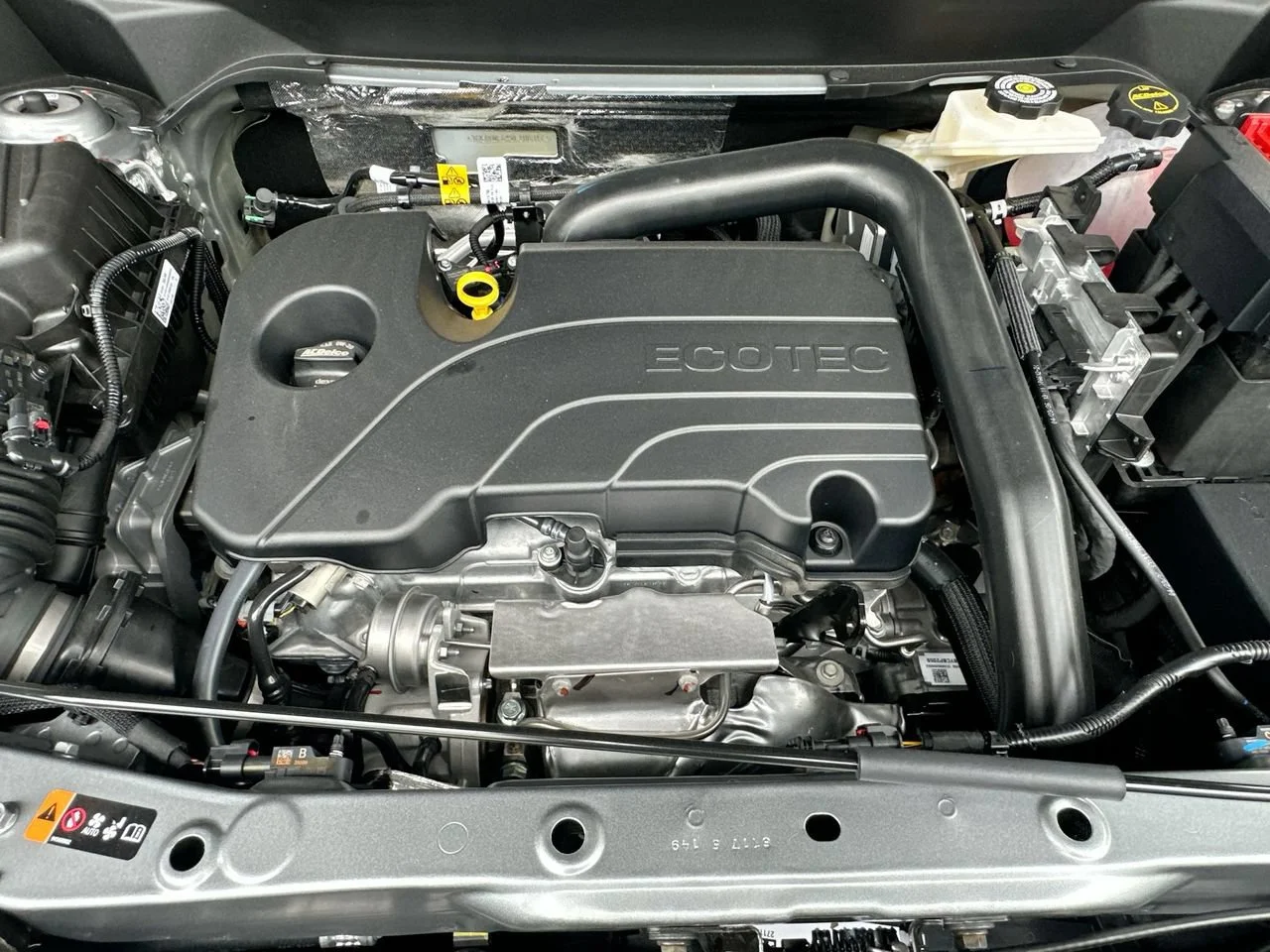 2027 GMC Terrain Elevation - Photo 12