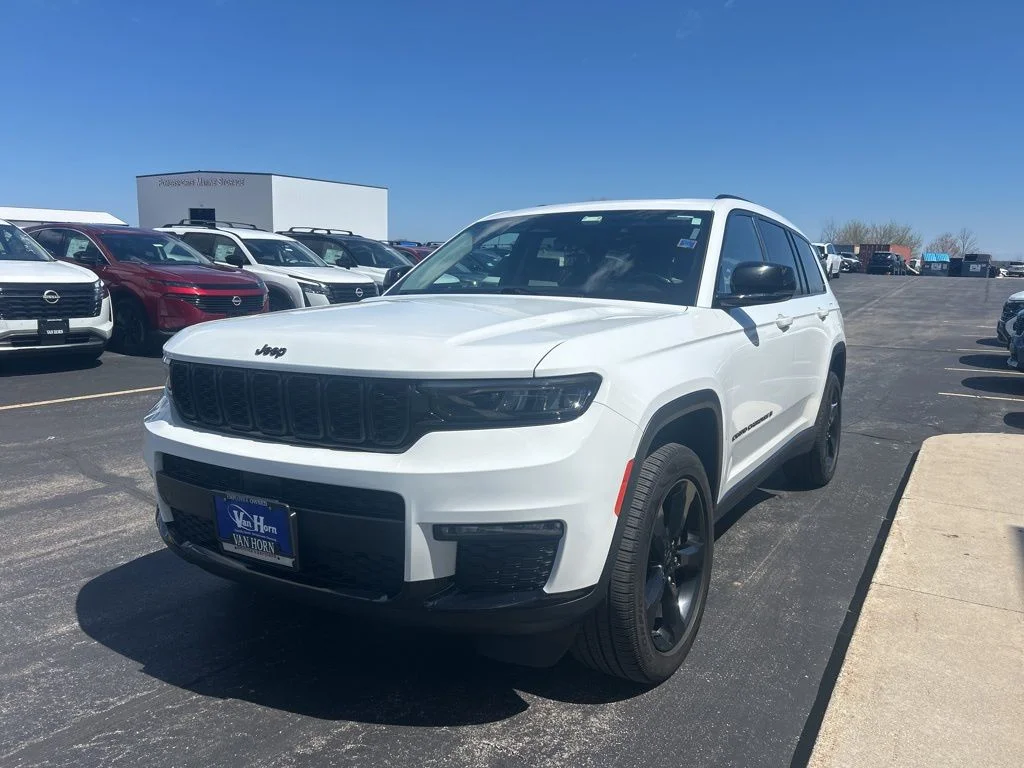 2022 Jeep Grand Cherokee L Limited 4x4's photo