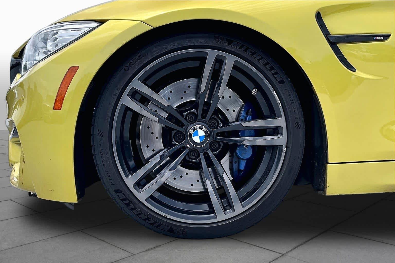 Used 2015 Austin Yellow Metallic BMW  image 10