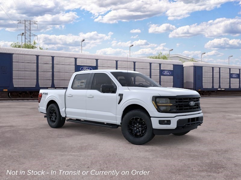 New 2026 Oxford White Ford XLT image 7