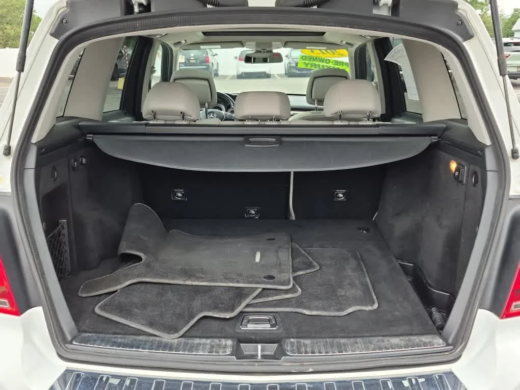Used 2013 Polar White Mercedes-Benz GLK 350 image 18