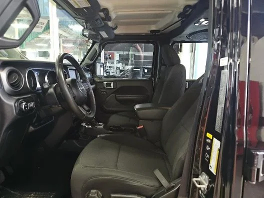 Used 2022 Black Jeep Willys image 2