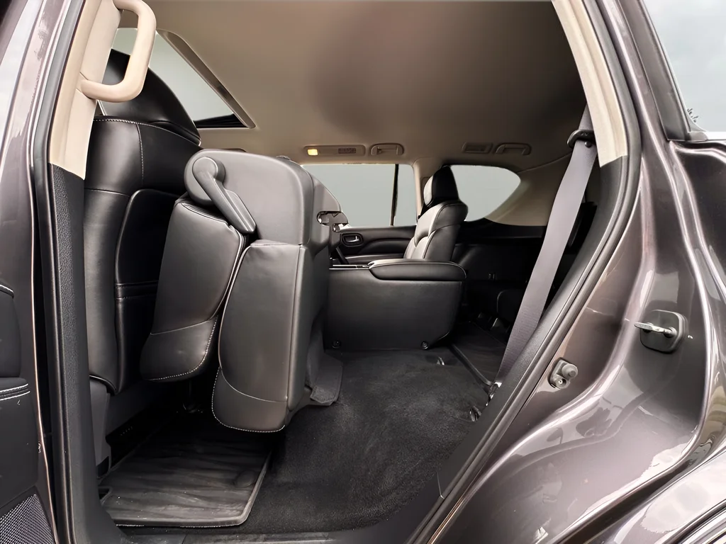 Used 2022 Gray INFINITI LUXE image 20